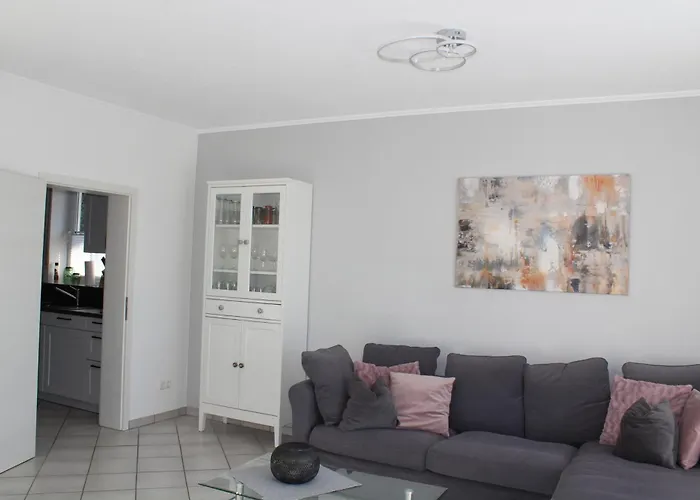 Eifler - Sonnenfels דירה